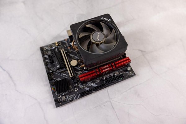 正规实盘配资十大平台 让老锐龙继续战斗, 华南金牌B450M-VH PRO主板体验